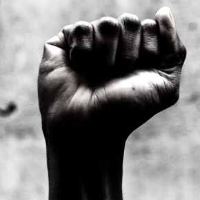 « Nous dénonçons des forces réactionnaires qui préparent un recul de nos libertés sans précédent » – Tribune du Collectif sénégalais en faveur des droits humains